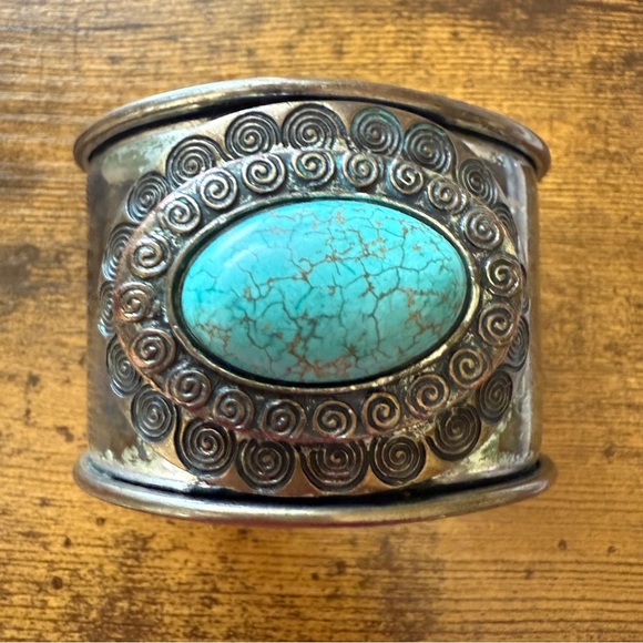 Unavailable-Vintage Faux Turquoise Cuff Bracelet Nickel Silver Tone Southwest - Picture 2 of 6